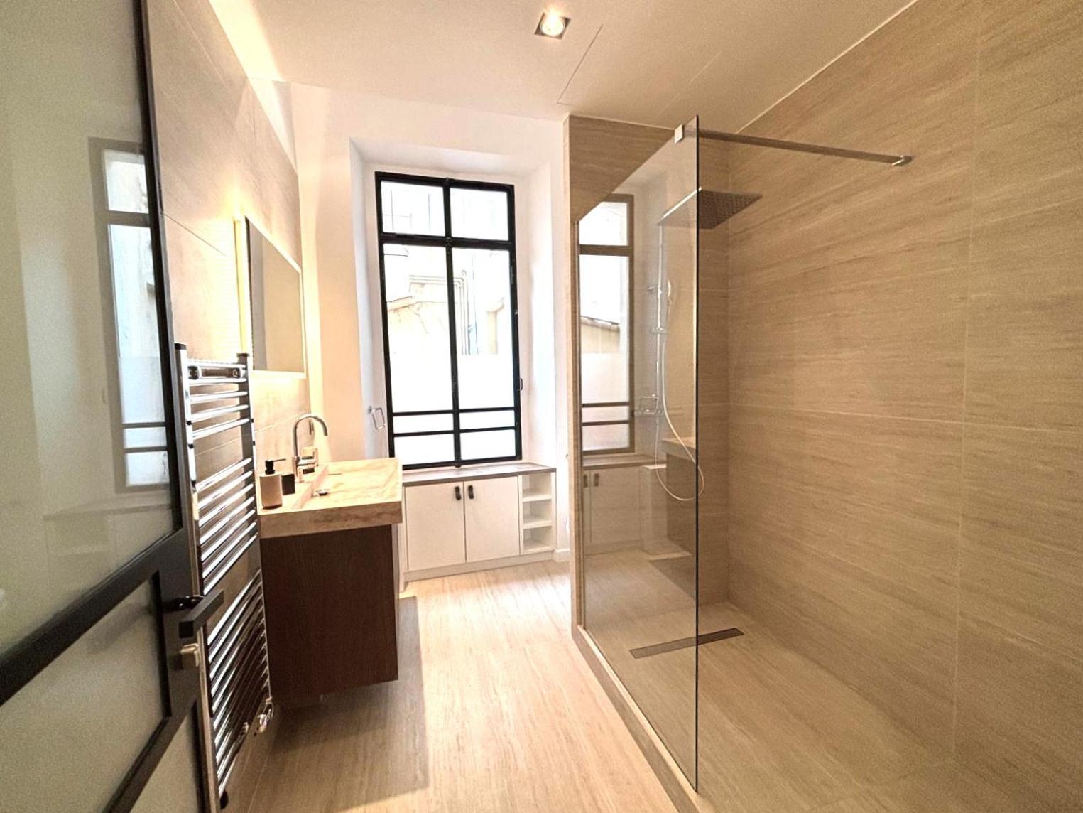 Le 121 - Loft Design Rue D'antibes Cannes